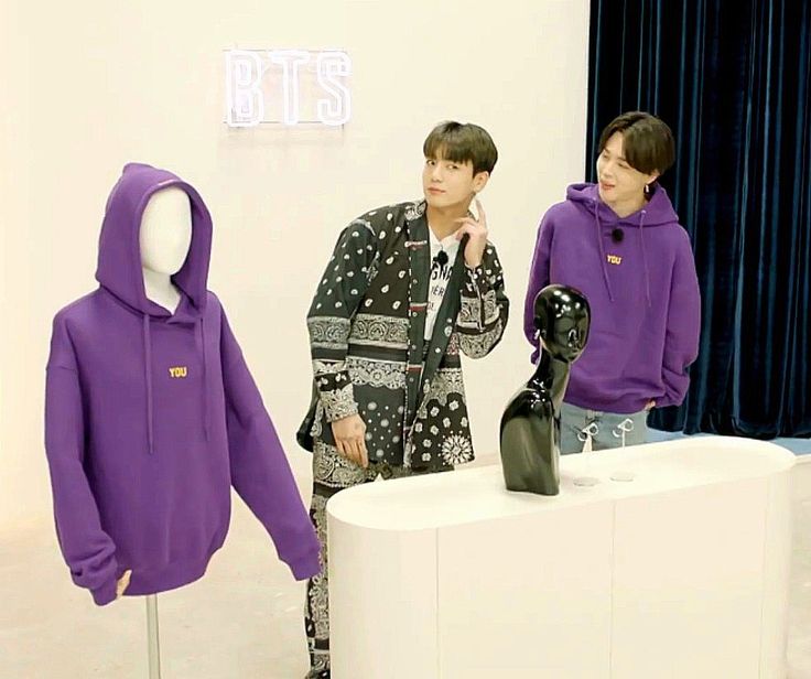 Moletom Jimin You Never Walk Alone