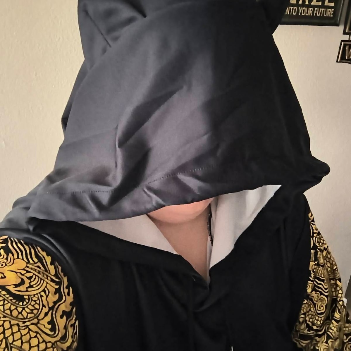 Moletom Agust D com orelhinhas